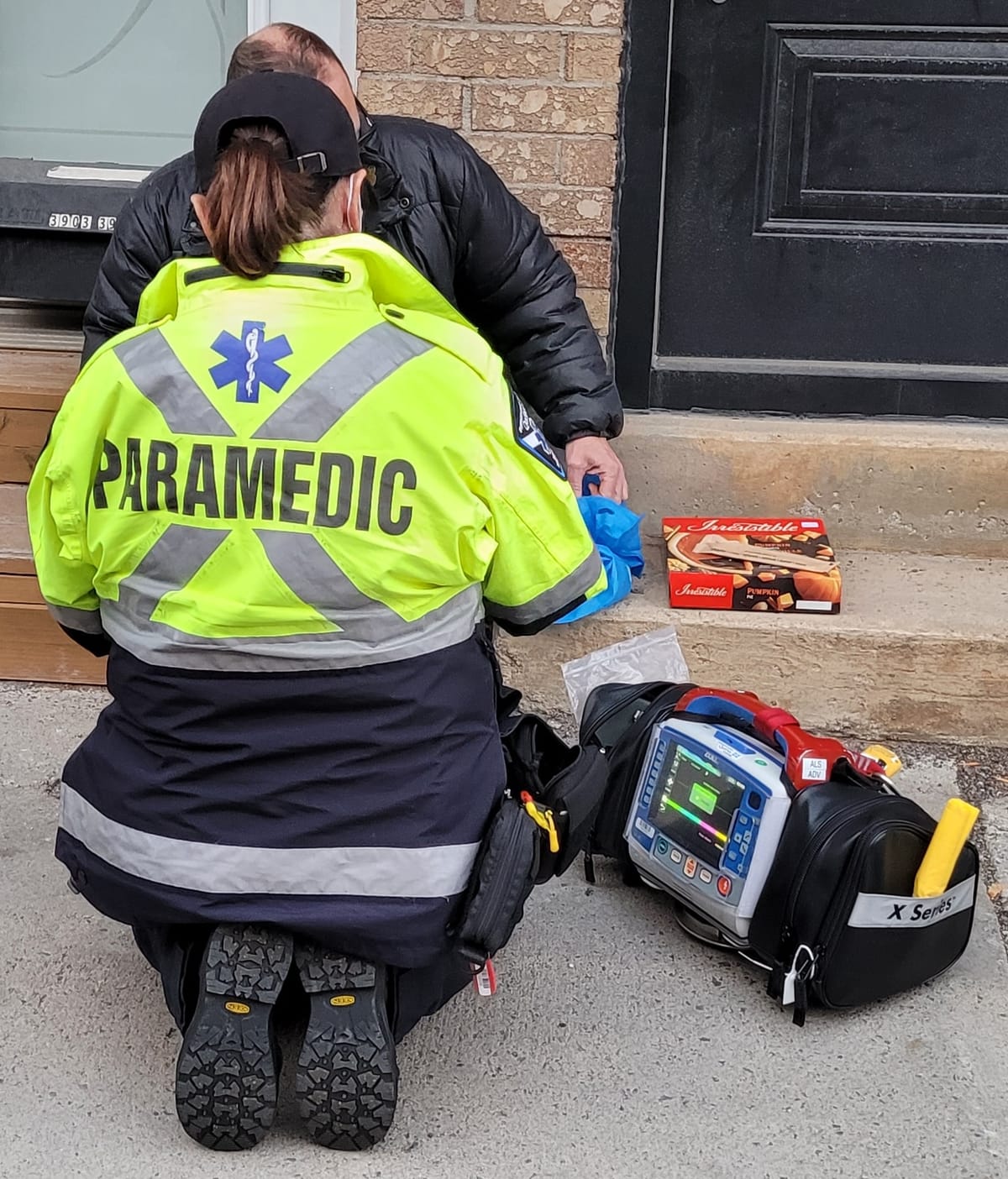 Repenser les écarts salariaux entre les paramédics et les premiers répondants pompiers